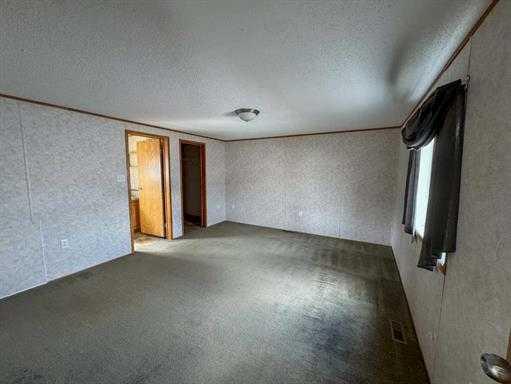 Picture of 305 Rodeo Drive , Fort Macleod Real Estate Listing