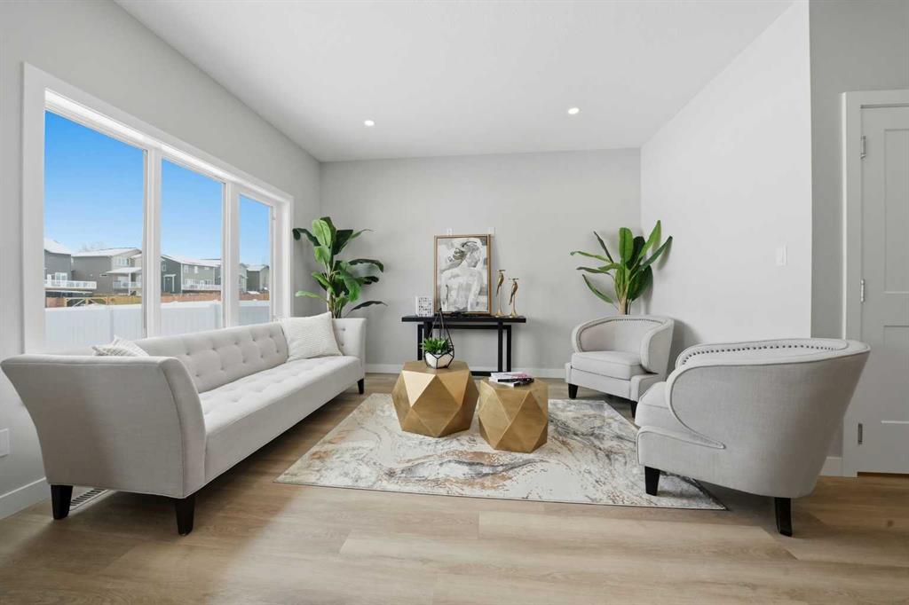 Picture of 114 Palmer Circle , Blackfalds Real Estate Listing