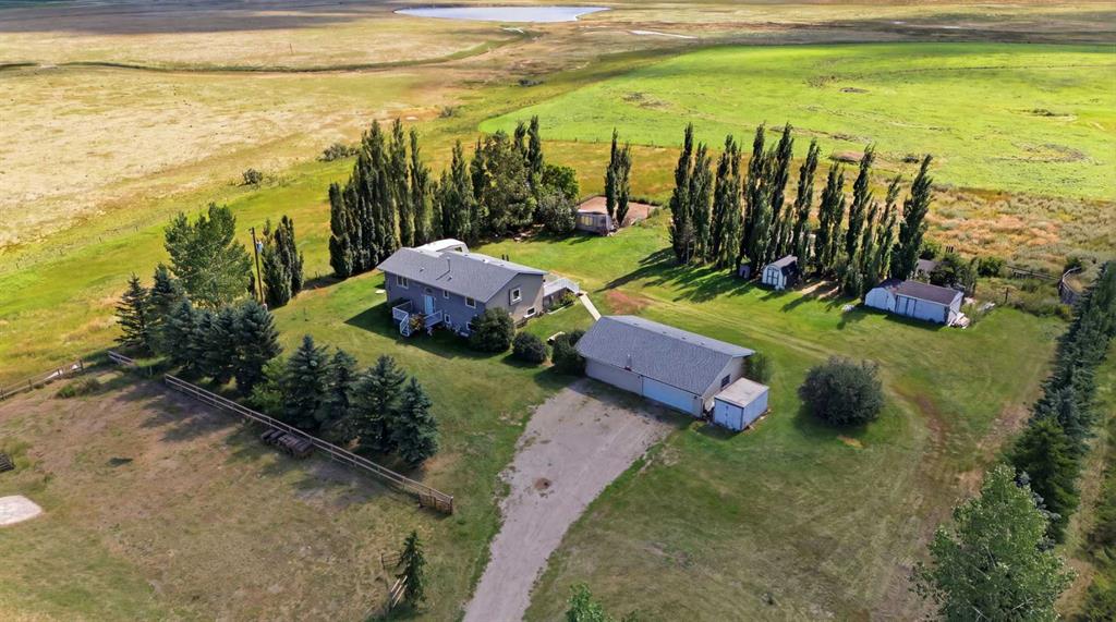 Picture of 241081 Township Road 232  , Rural Wheatland County Real Estate Listing