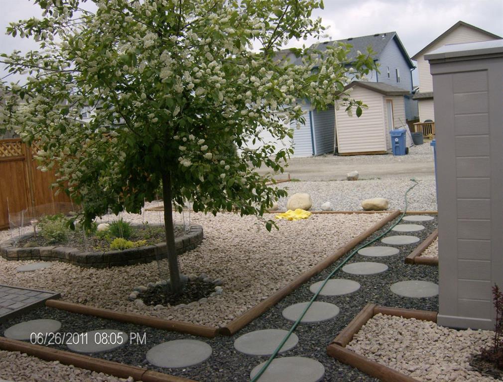 Picture of 55 Eversyde Green SW, Calgary Real Estate Listing
