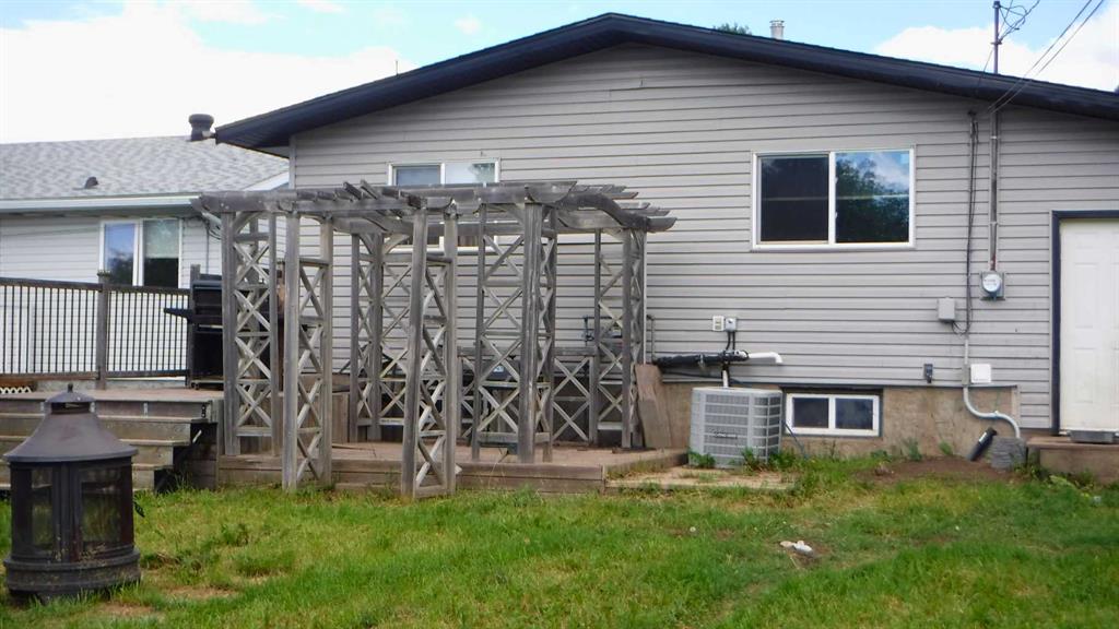 Picture of 4816 51 Street , Valleyview Real Estate Listing