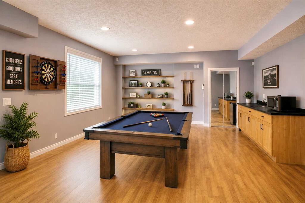 Picture of 76 Lakeway Boulevard , Sylvan Lake Real Estate Listing