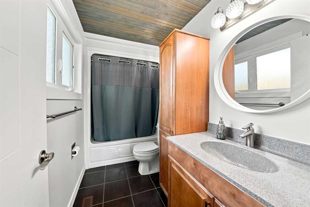 Picture of 60 Conners Crescent , Red Deer Real Estate Listing