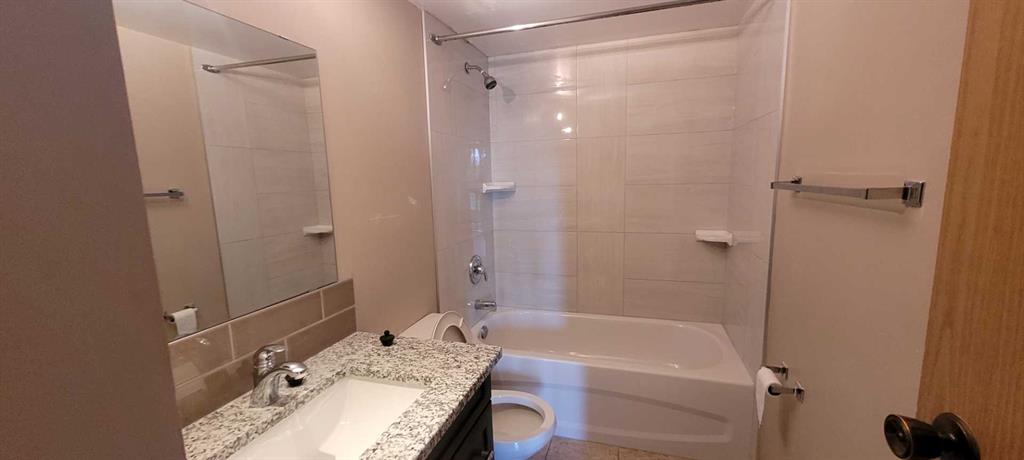 Picture of 302, 1900 25A Street SW, Calgary Real Estate Listing