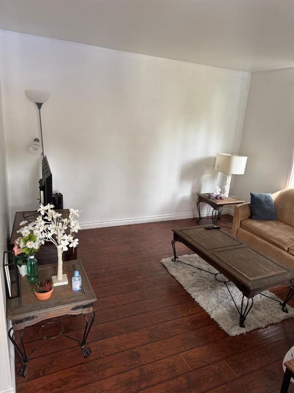 Picture of 513 3 Street S, Vulcan Real Estate Listing