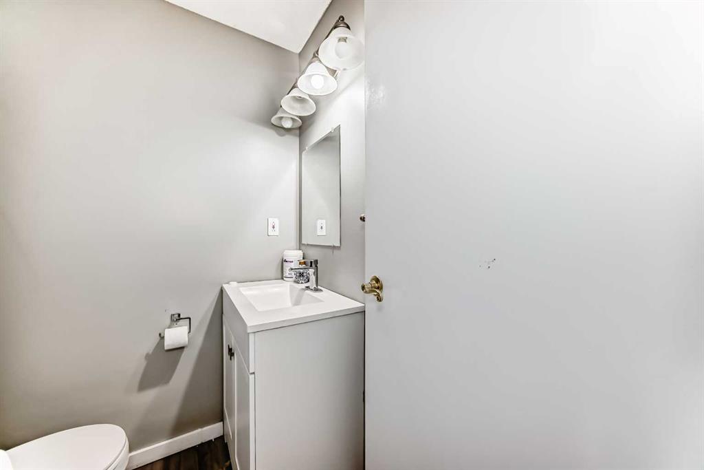 Picture of 111 Martin Crossing Close NE, Calgary Real Estate Listing