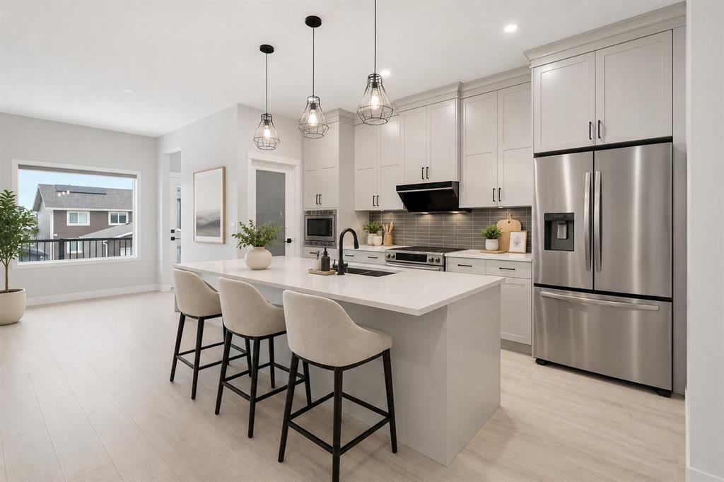 Picture of 22 Edith Manor NW, Calgary Real Estate Listing