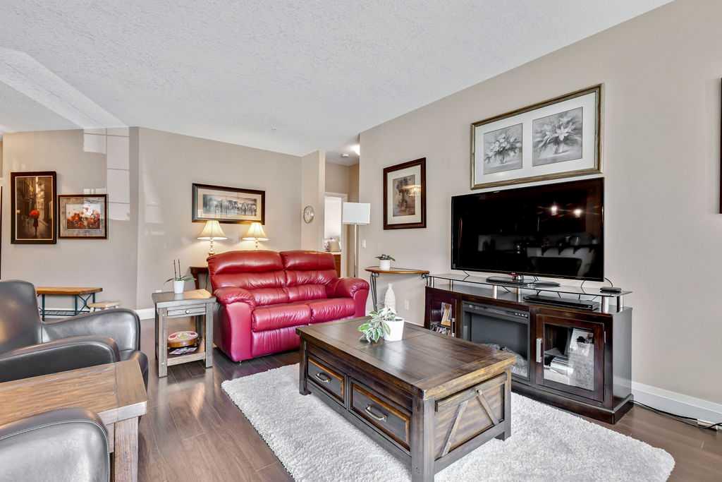Picture of 2110, 15 Sunset Square , Cochrane Real Estate Listing