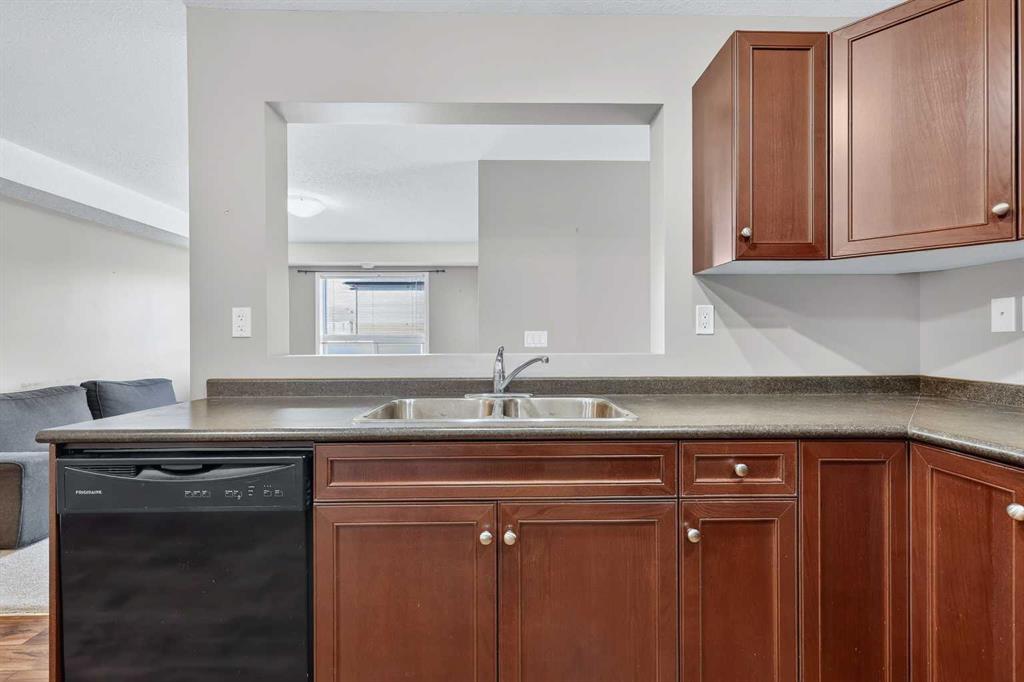Picture of 302, 8 Bayside Place , Strathmore Real Estate Listing