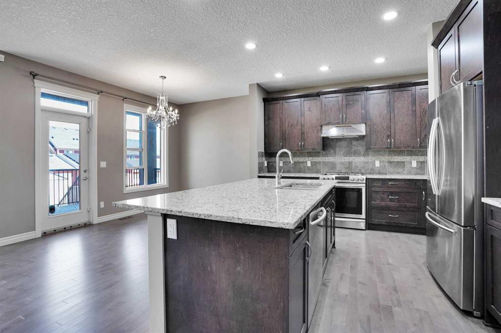 Picture of 46 Mahogany Passage SE, Calgary Real Estate Listing