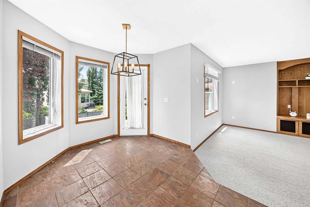 Picture of 801 Panorama Hills Drive NW, Calgary Real Estate Listing
