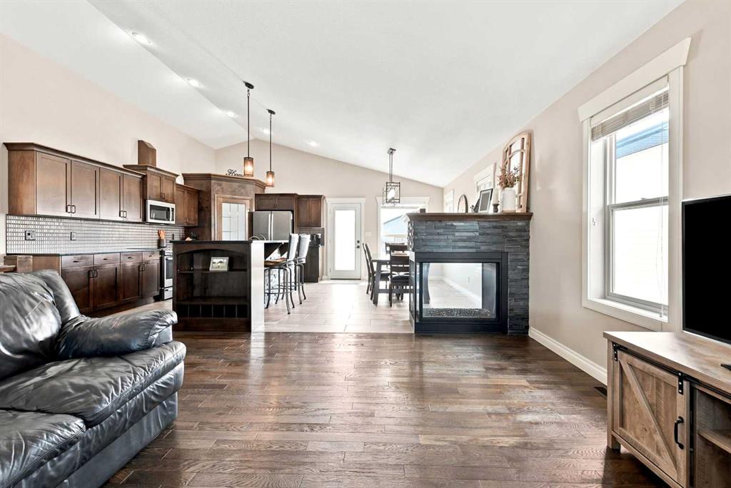 Picture of 73 Maclean Close , Blackfalds Real Estate Listing