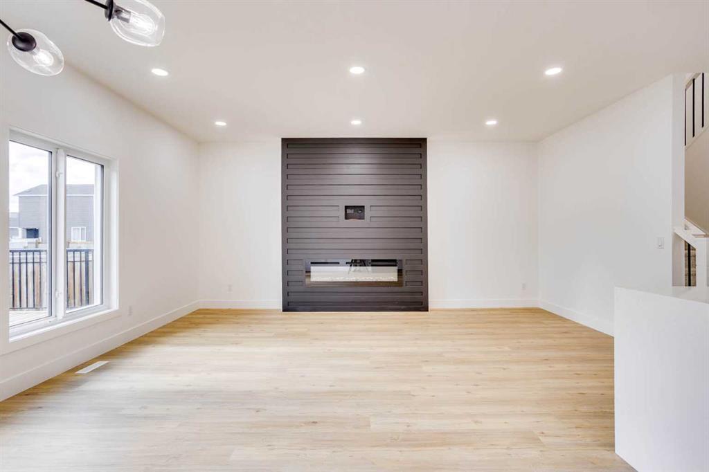 Picture of 173 Aldergrove Avenue , Fort McMurray Real Estate Listing