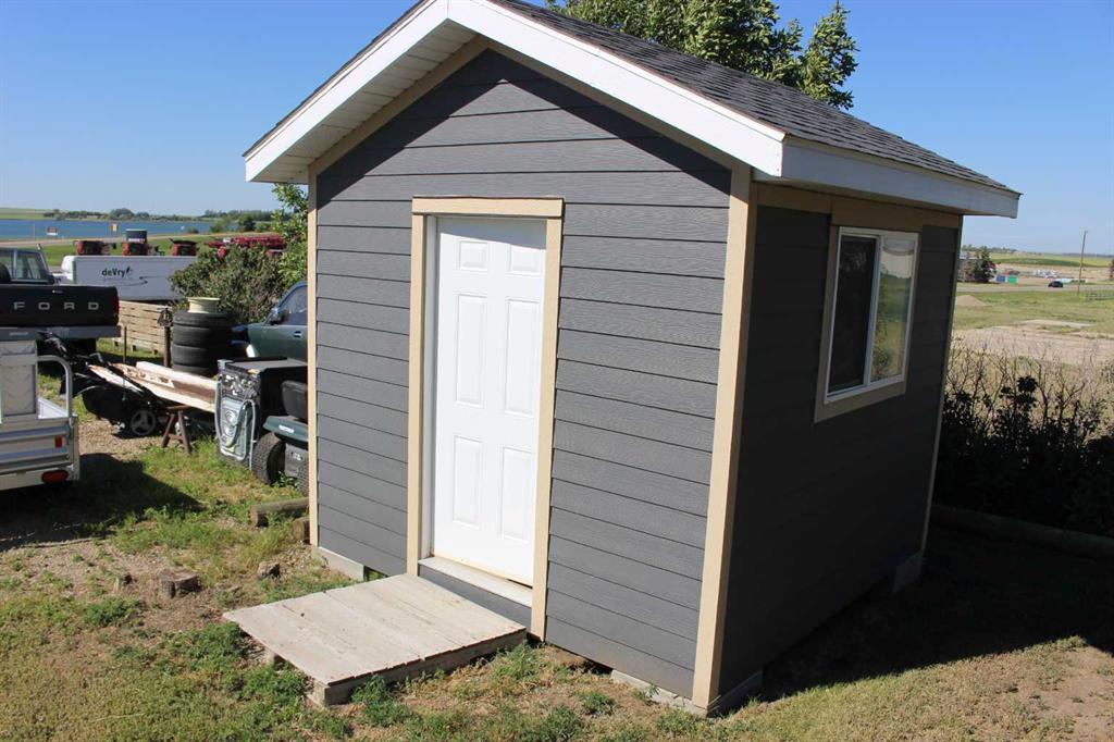 Picture of 110 Jamieson Avenue , Picture Butte Real Estate Listing
