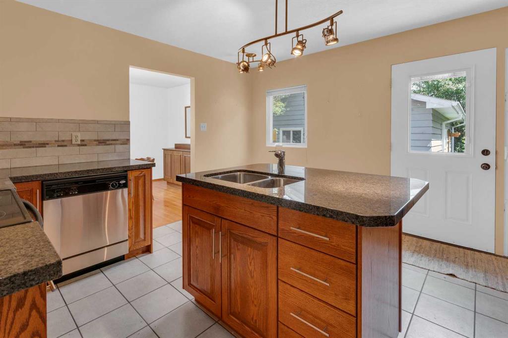 Picture of 11224 Wilson Road SE, Calgary Real Estate Listing