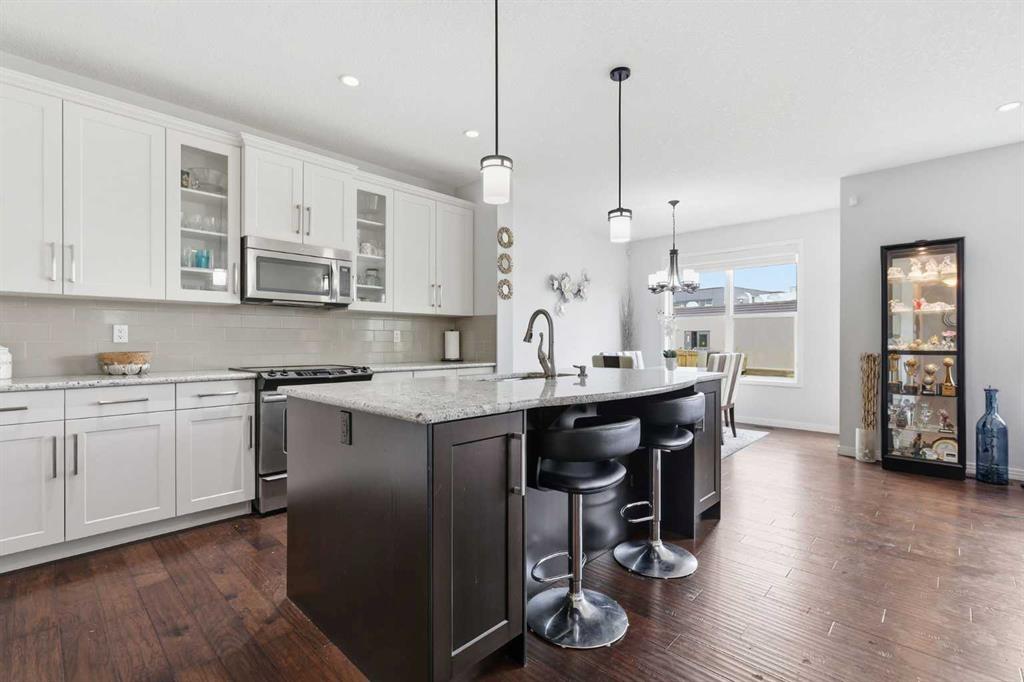 Picture of 7 Auburn Crest Way SE, Calgary Real Estate Listing