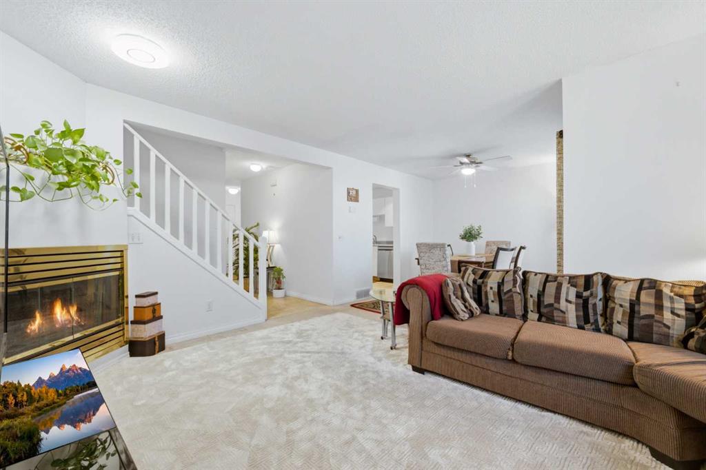 Picture of 92, 388 Sandarac Drive NW, Calgary Real Estate Listing