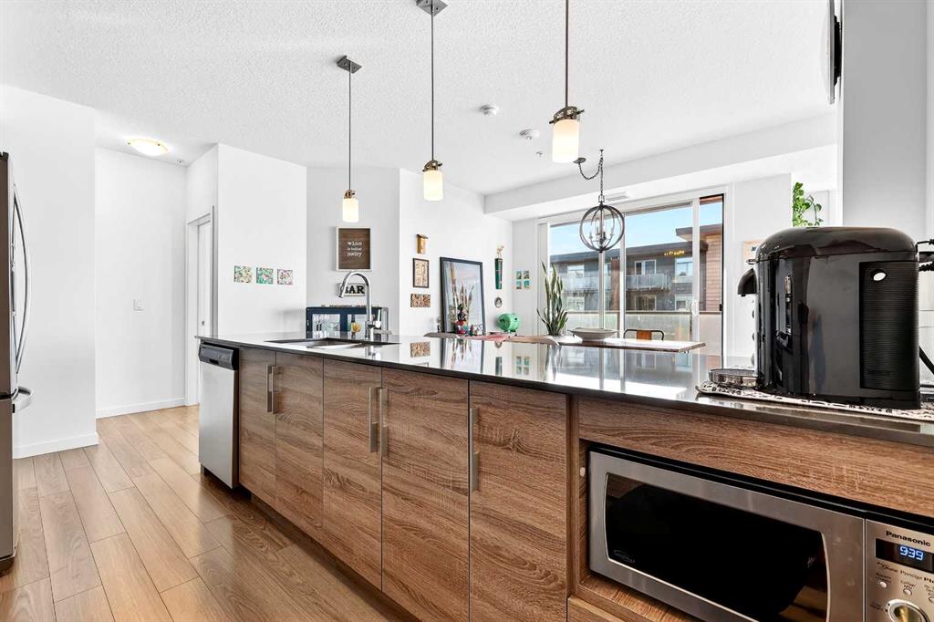 Picture of 501, 122 Mahogany Centre SE, Calgary Real Estate Listing