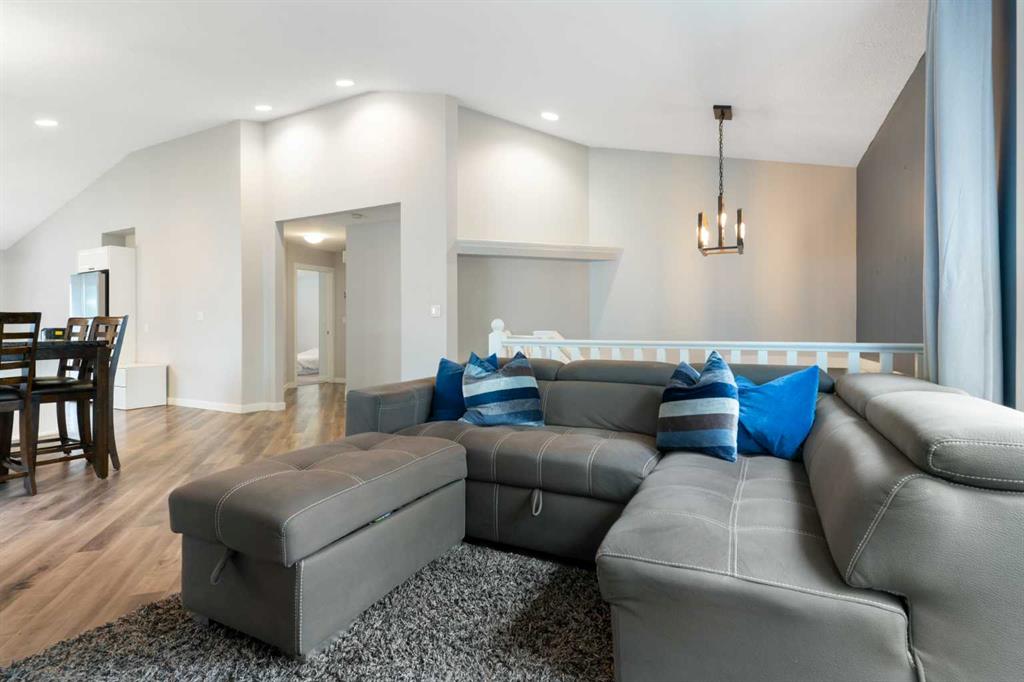 Picture of 36 Jensen Heights Place NE, Airdrie Real Estate Listing