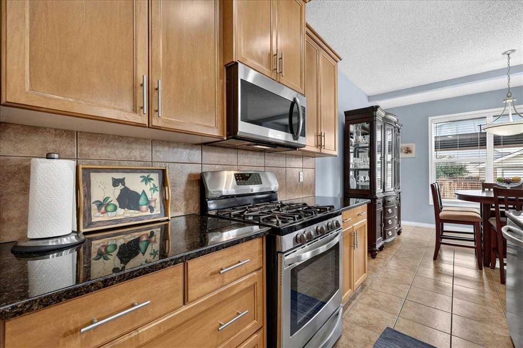 Picture of 18 Copperstone Drive SE, Calgary Real Estate Listing
