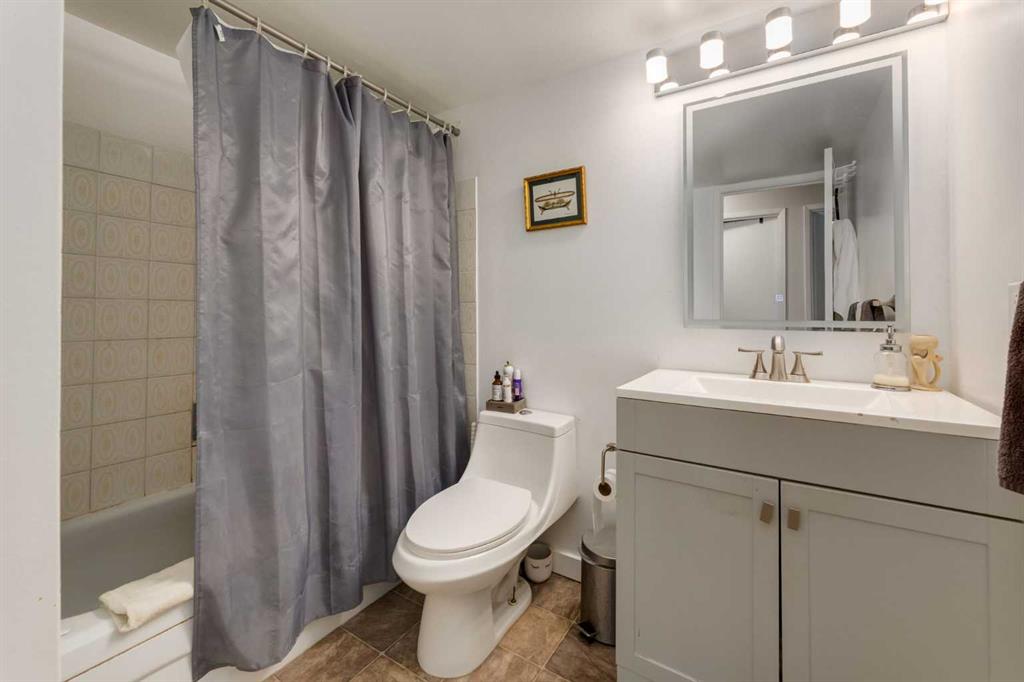 Picture of 410, 4944 Dalton Drive NW, Calgary Real Estate Listing
