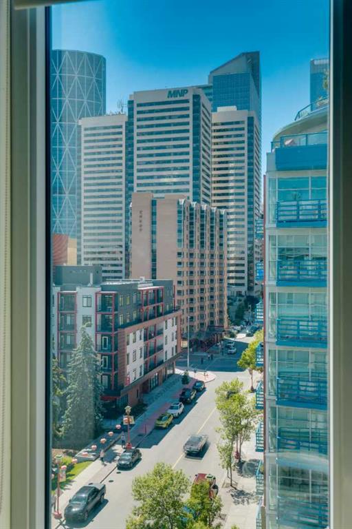 Picture of 806, 118 Waterfront Court SW, Calgary Real Estate Listing