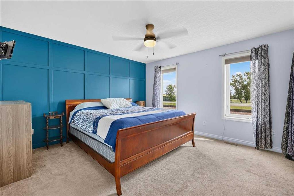 Picture of 772 Carriage Lane Drive , Carstairs Real Estate Listing