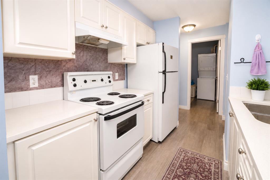 Picture of 303, 5555 Falsbridge Drive NE, Calgary Real Estate Listing