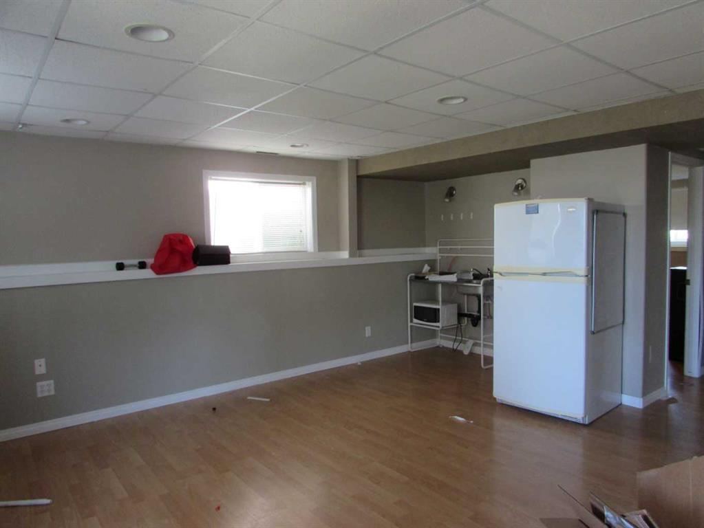 Picture of 5204 Landsdowne Avenue , Blackfalds Real Estate Listing