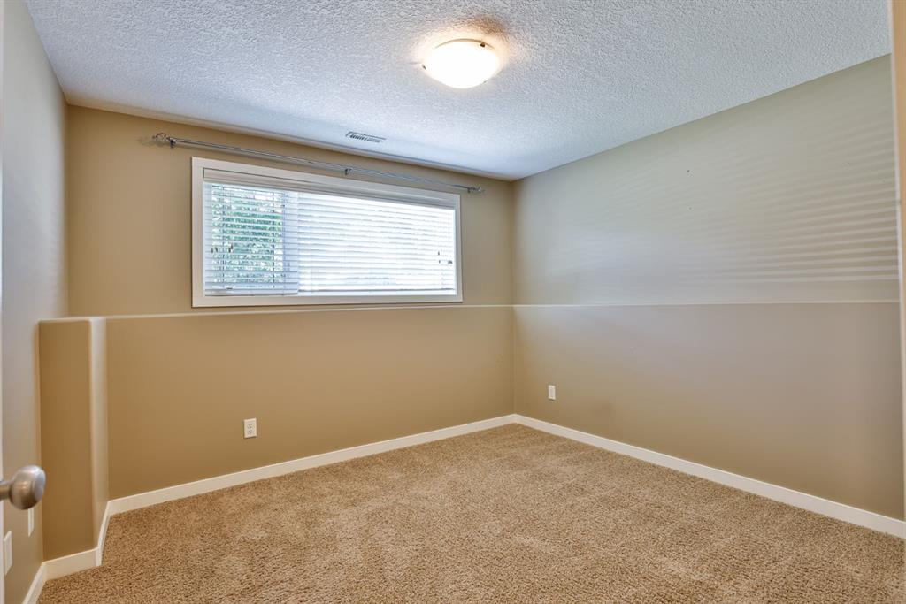 Picture of 215 Haru Moriyama Place N, Lethbridge Real Estate Listing