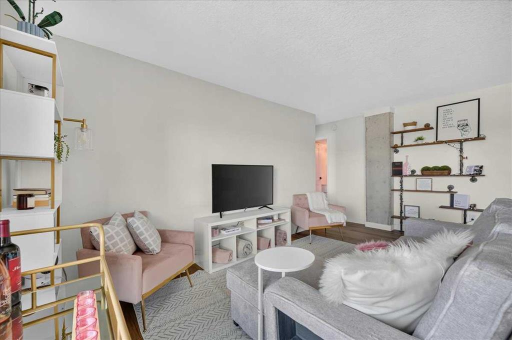 Picture of 902, 1330 15 Avenue SW, Calgary Real Estate Listing
