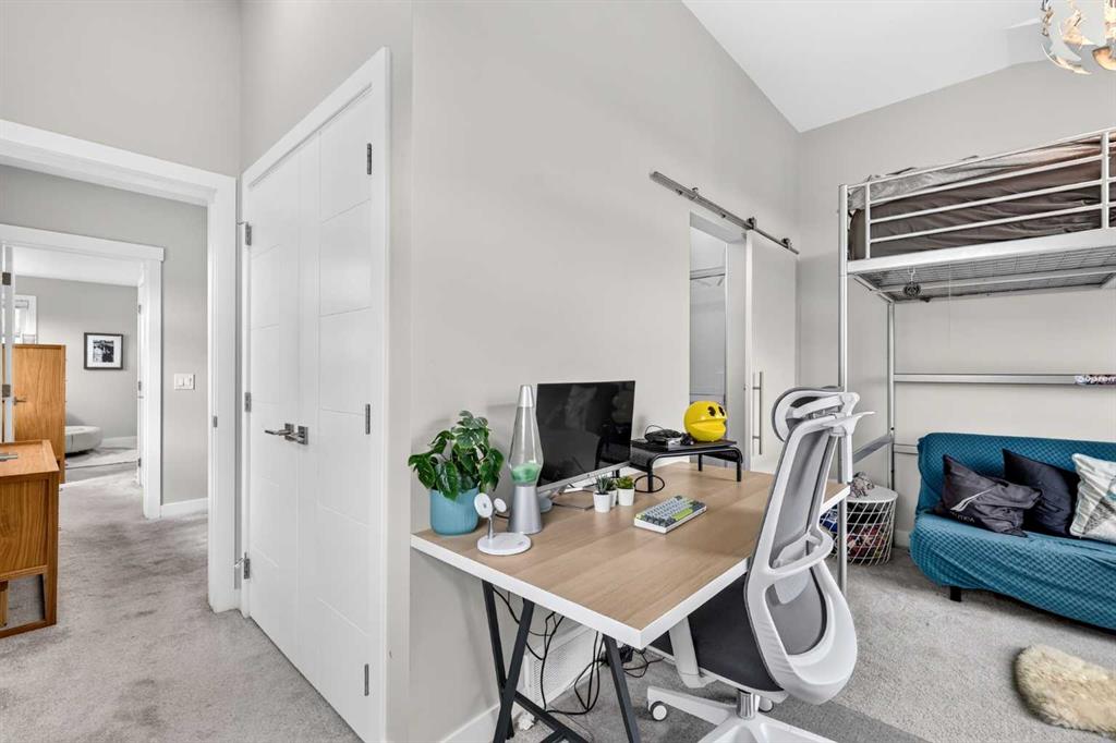 Picture of 3414 15 Street SW, Calgary Real Estate Listing