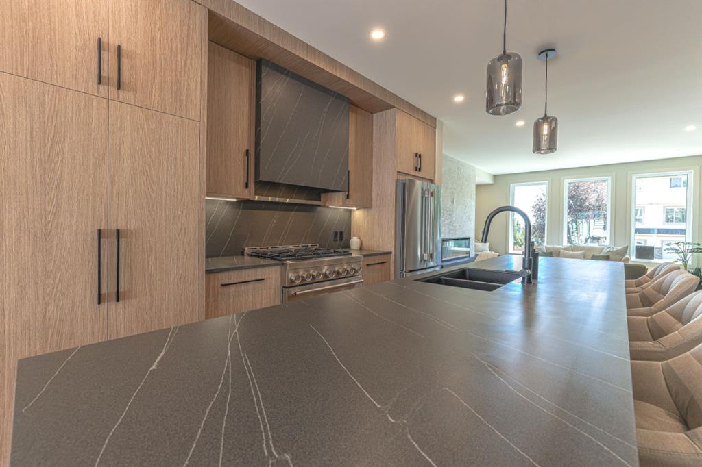 Picture of 147 Heston Street NW, Calgary Real Estate Listing