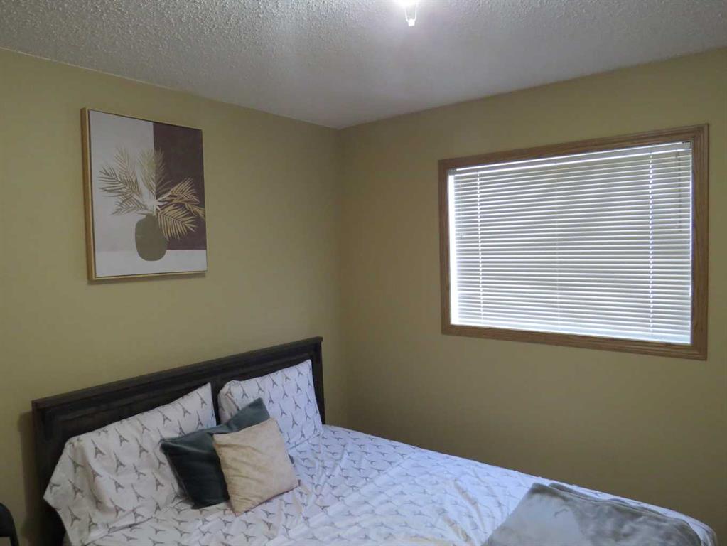 Picture of 595, 100 Jordan Parkway , Red Deer Real Estate Listing