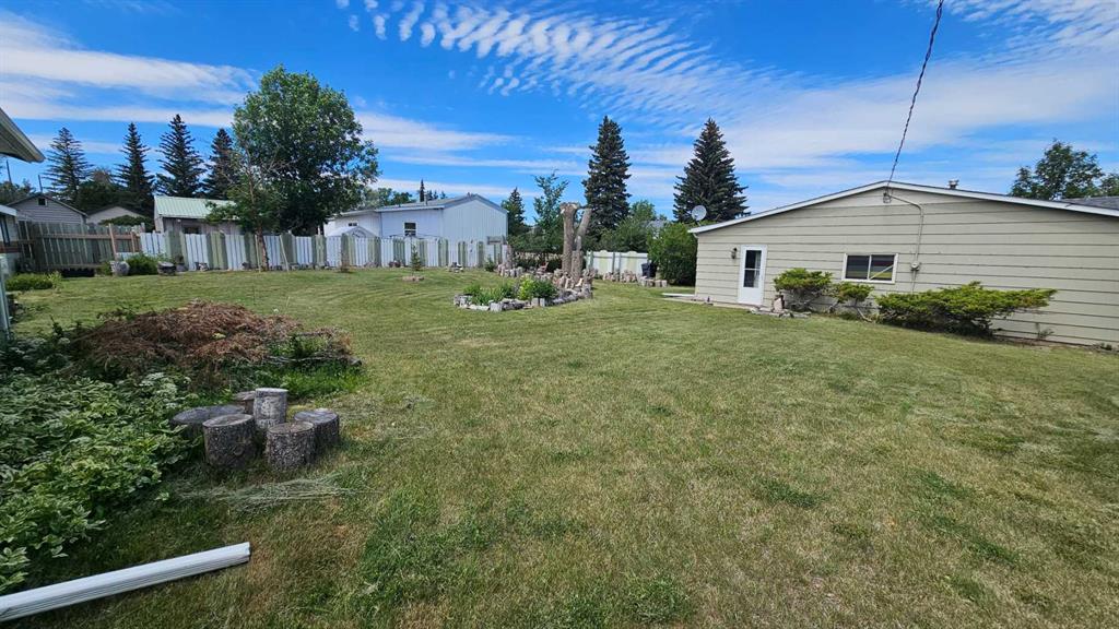 Picture of 104 1 A Avenue , Coutts Real Estate Listing