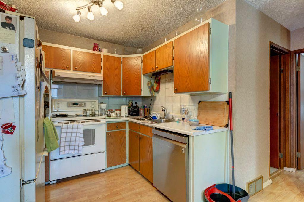 Picture of 2009 41 Street SE, Calgary Real Estate Listing