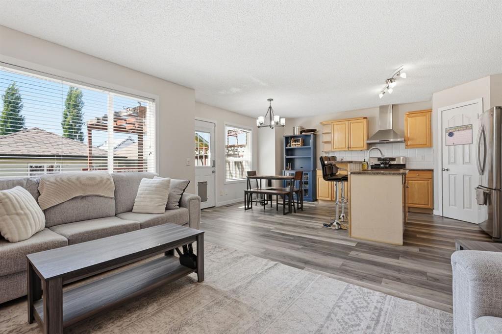 Picture of 134 Prestwick Landing SE, Calgary Real Estate Listing