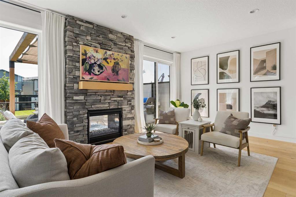Picture of 203 Cranbrook Park SE, Calgary Real Estate Listing