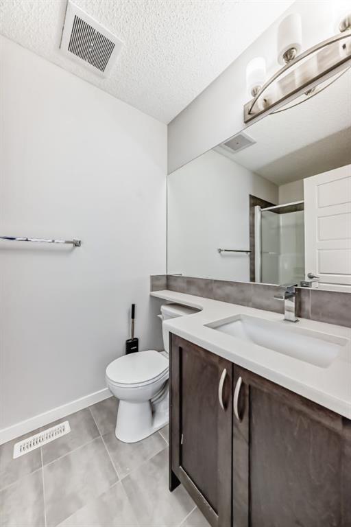 Picture of 45 Nolanlake Cove NW, Calgary Real Estate Listing