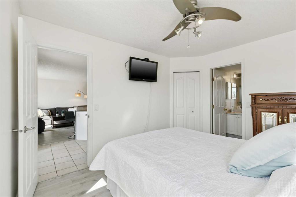Picture of 102, 6102 Valleyview Park SE, Calgary Real Estate Listing