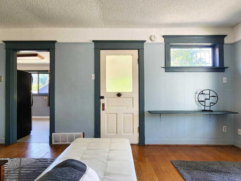 Picture of 2229 210 Street , Bellevue Real Estate Listing