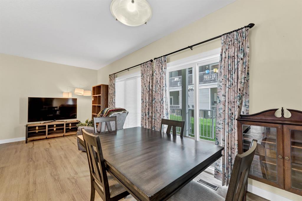 Picture of 372 Northlands Pointe NE, Medicine Hat Real Estate Listing