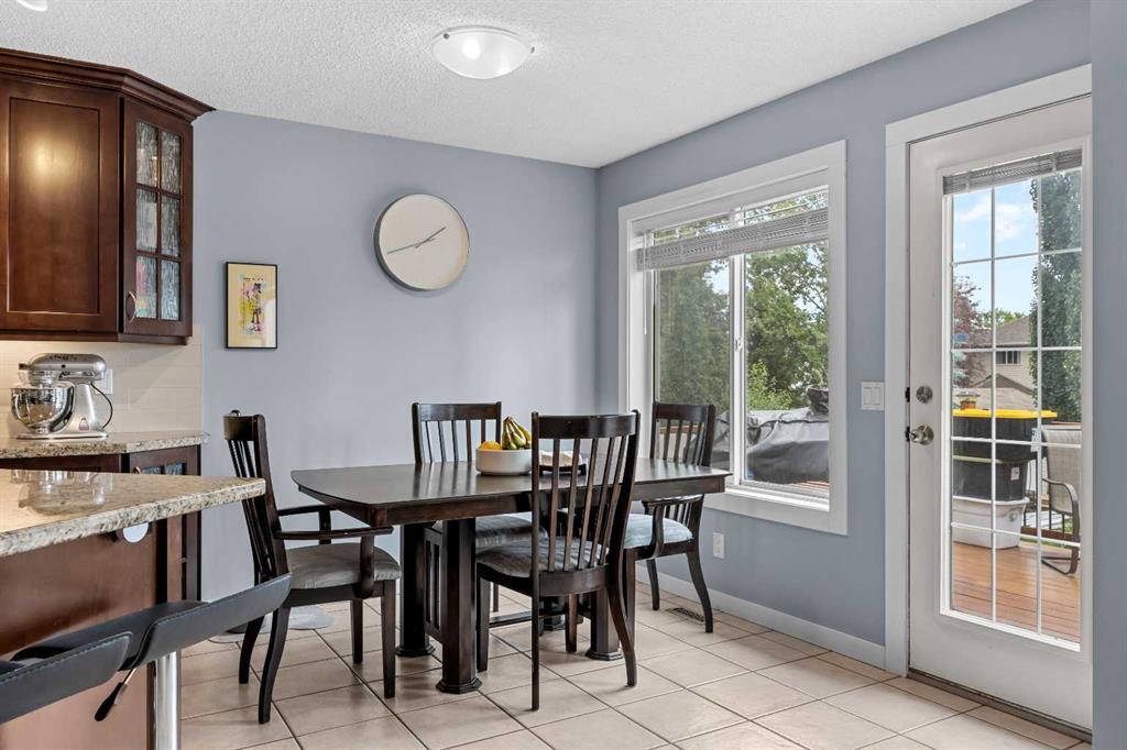 Picture of 109 Hidden Valley Grove NW, Calgary Real Estate Listing
