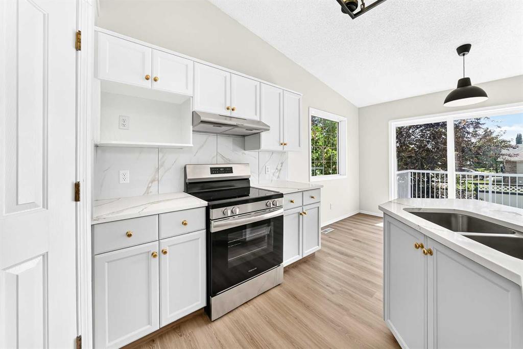 Picture of 152 Harvest park Terrace NE, Calgary Real Estate Listing