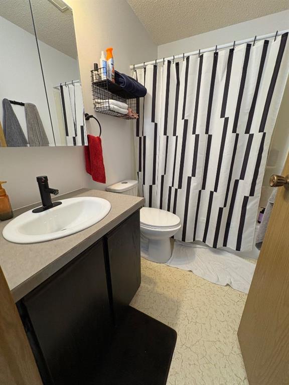 Picture of 413 2 Avenue E, Oyen Real Estate Listing