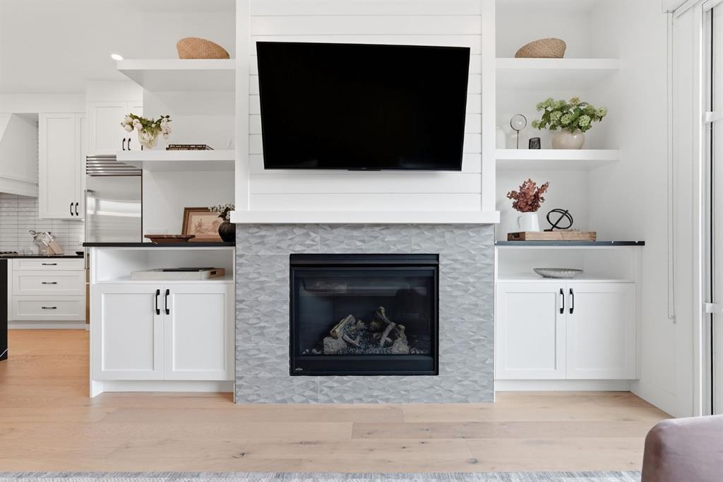 Picture of 736 35 Street NW, Calgary Real Estate Listing