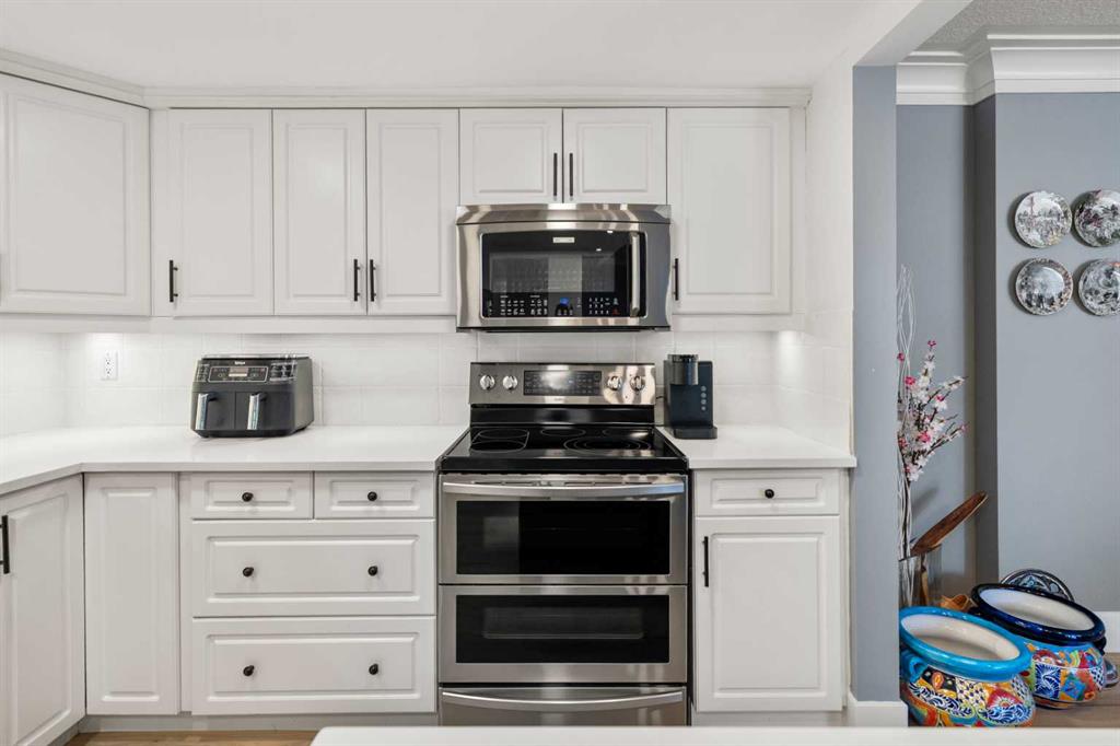 Picture of 207, 2425 90 Avenue SW, Calgary Real Estate Listing