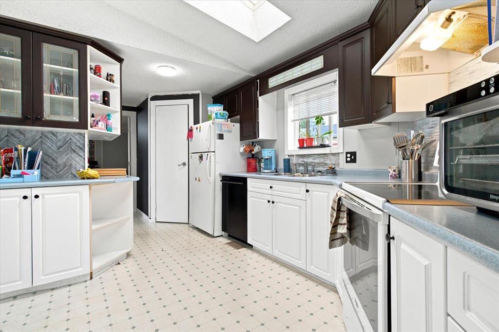 Picture of 10807 97 Street , Clairmont Real Estate Listing