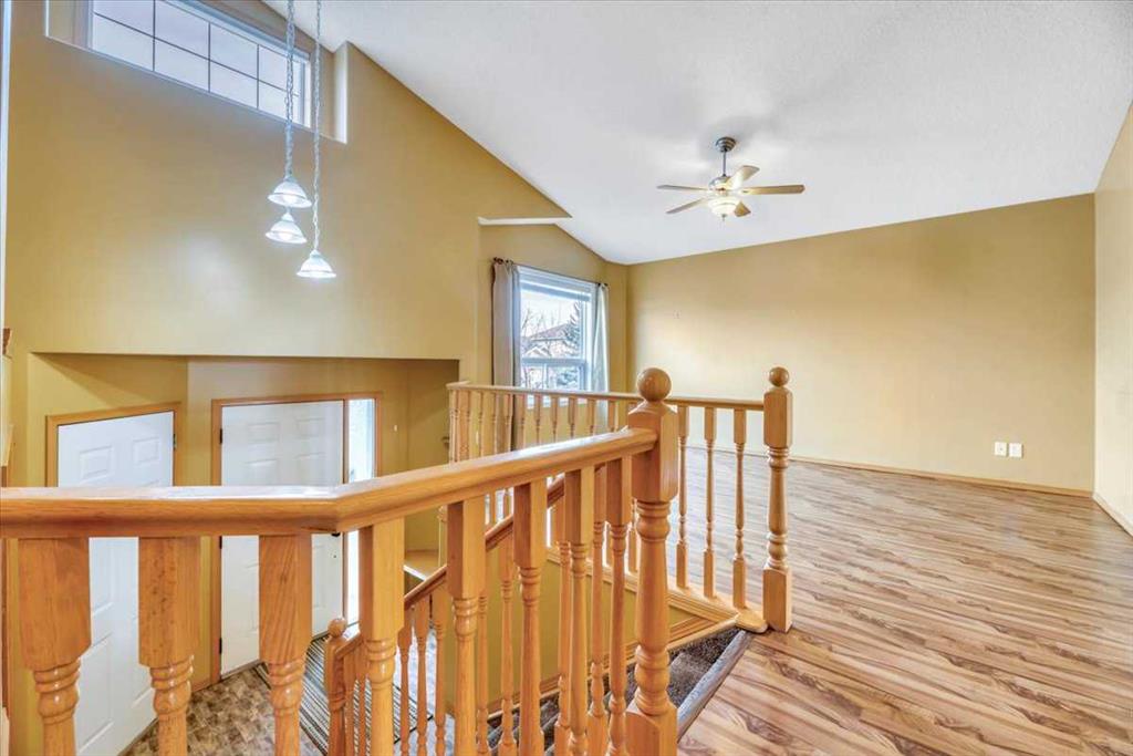 Picture of 27 Aspen Creek Way , Strathmore Real Estate Listing