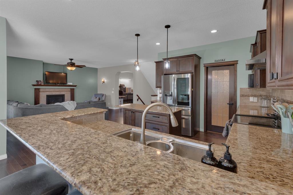 Picture of 69 Morningside Circle SW, Airdrie Real Estate Listing